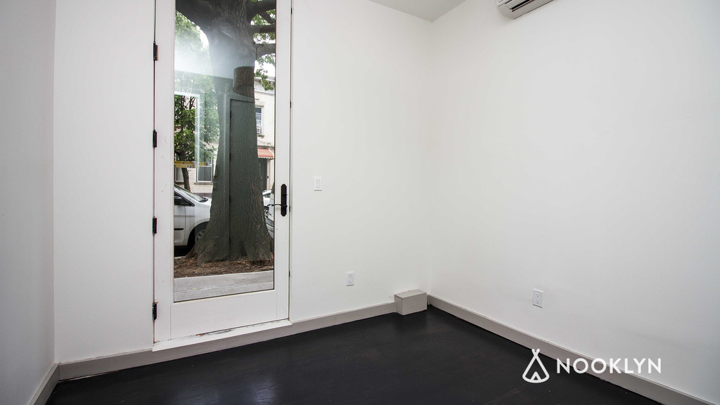 227 Winthrop St 11225 - Photo 4