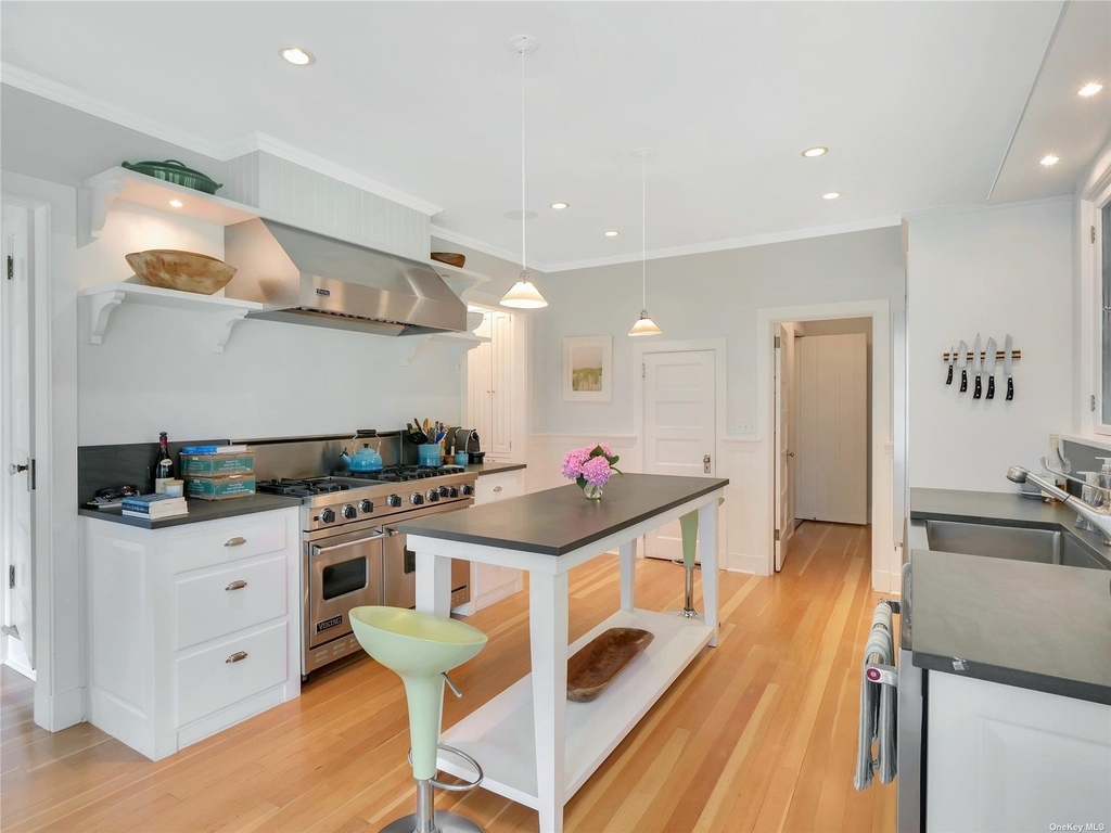 9 Ocean Avenue - Photo 8