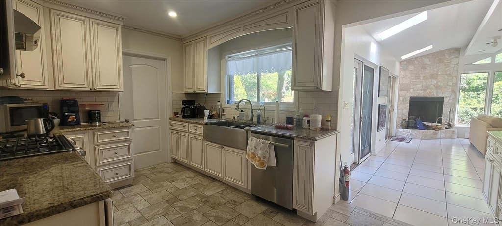 15 Somerset Drive S - Photo 9