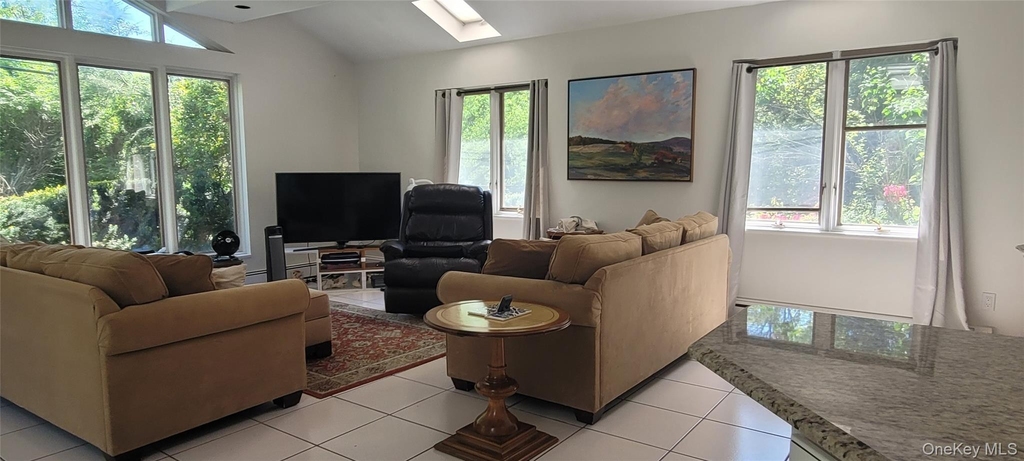 15 Somerset Drive S - Photo 10