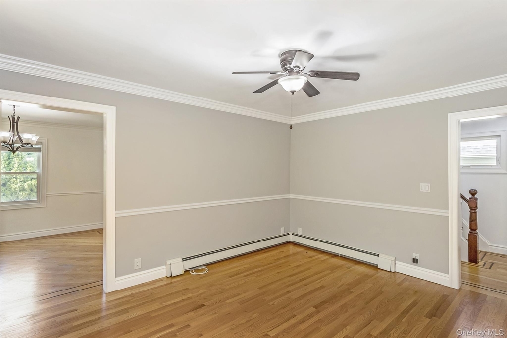 104 Sheridan Avenue - Photo 6