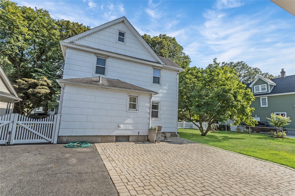104 Sheridan Avenue - Photo 27