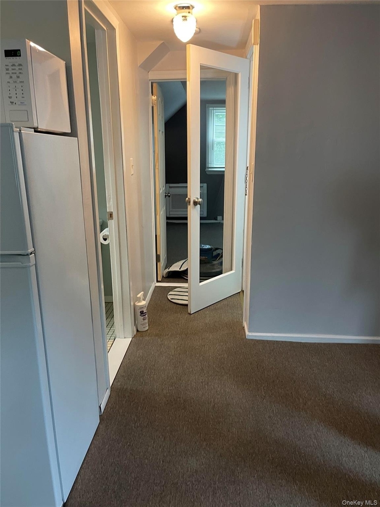 206 Dickinson Avenue - Photo 2