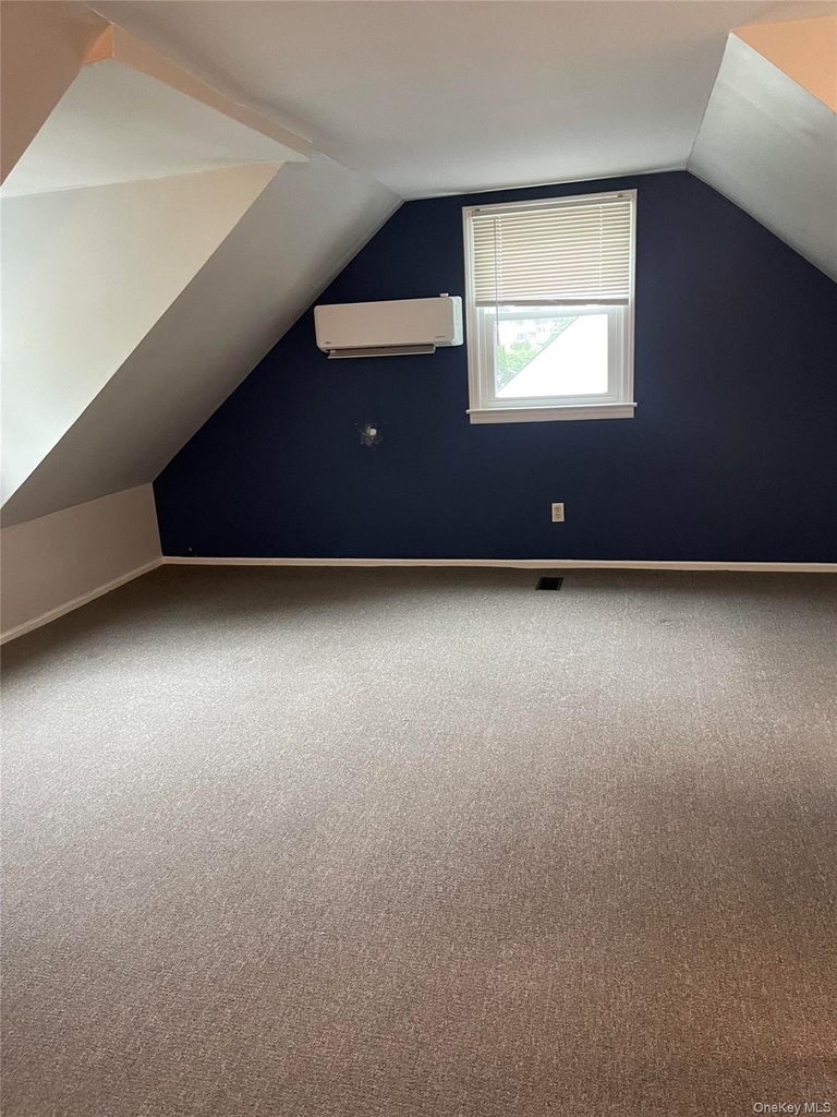 206 Dickinson Avenue - Photo 5