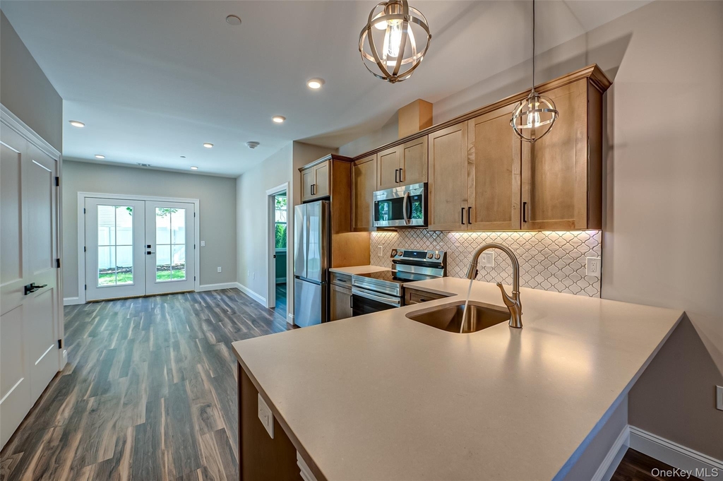 1 Conklin Street - Photo 7