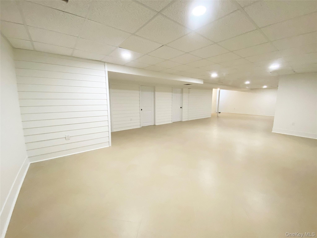 201 Nassau Boulevard - Photo 17