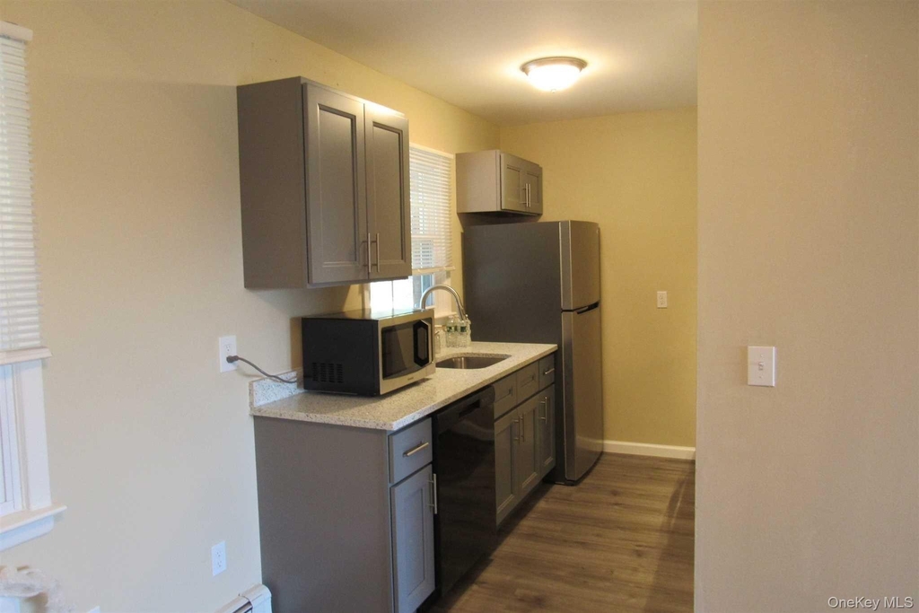 37 Alpine Drive - Photo 5