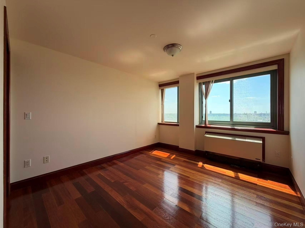 4318 Main Street - Photo 5