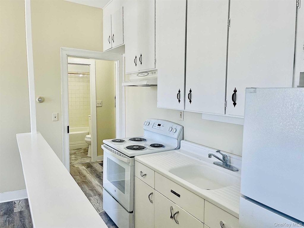 1612 Main Street - Photo 19