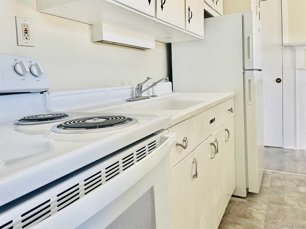 1612 Main Street - Photo 14