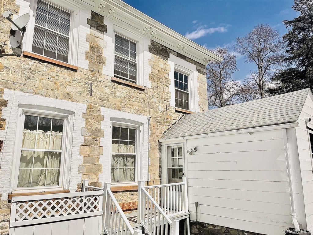 1612 Main Street - Photo 8
