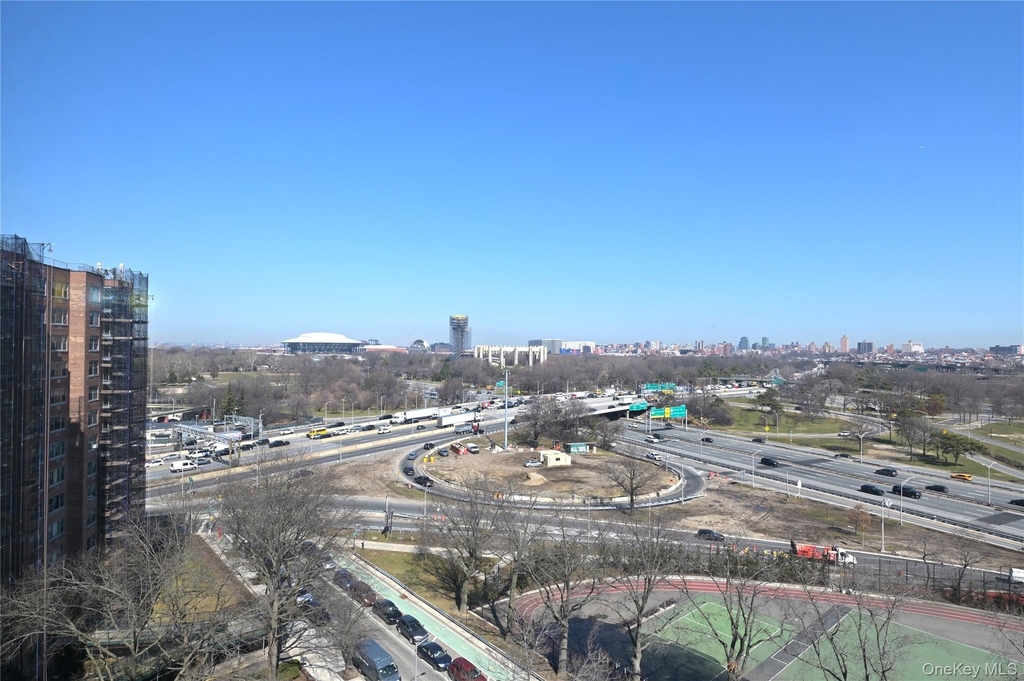 61-20 Grand Central Parkway - Photo 10