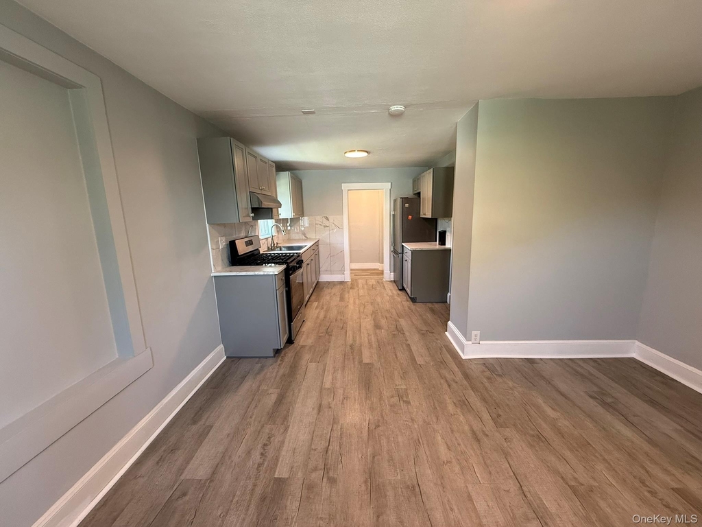 610 Tower Avenue - Photo 5