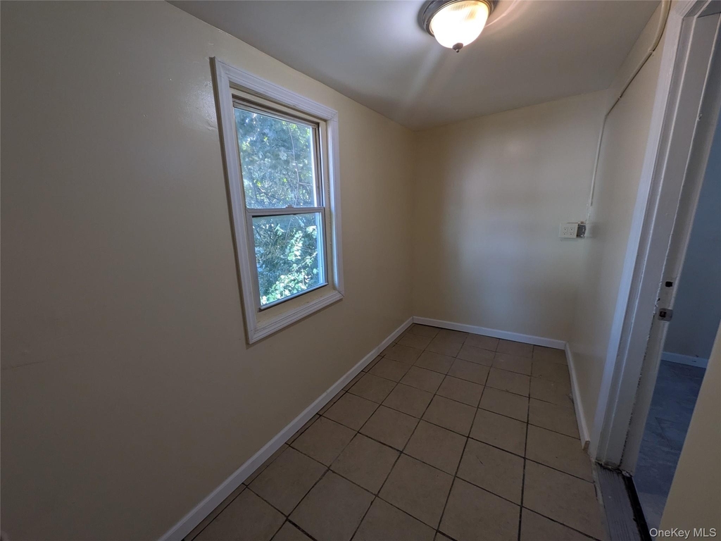 205-11 110th Avenue - Photo 13