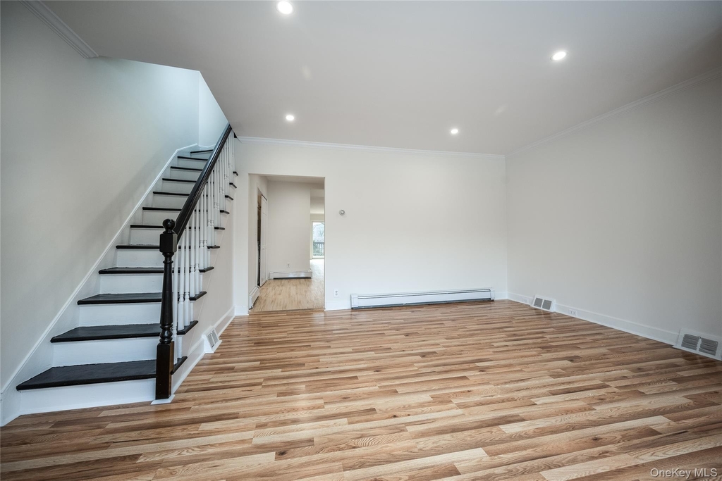 14 Deane Place - Photo 5
