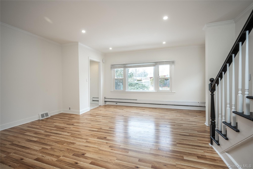 14 Deane Place - Photo 7
