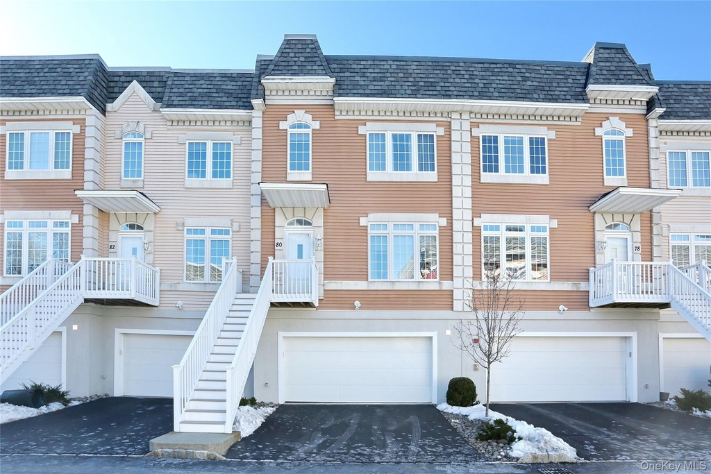 80 Alexander Court - Photo 0