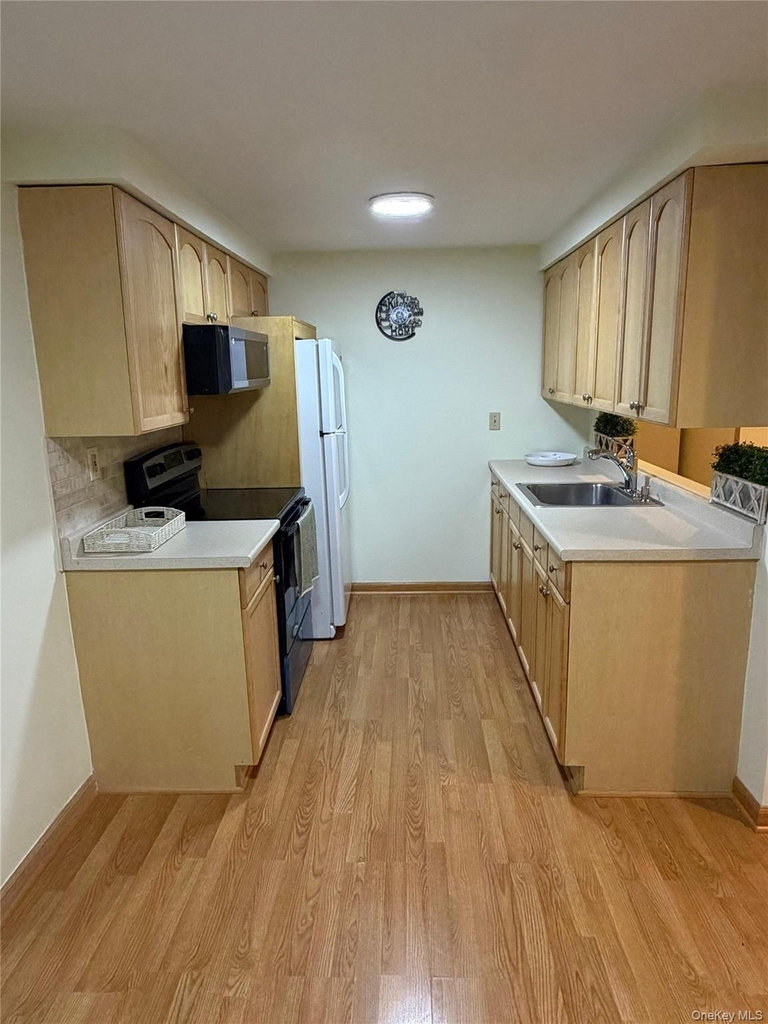 182 Crystal Brook Hollow Road - Photo 3