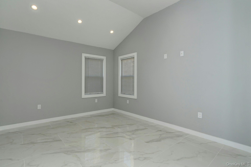 25 Miller Street - Photo 10
