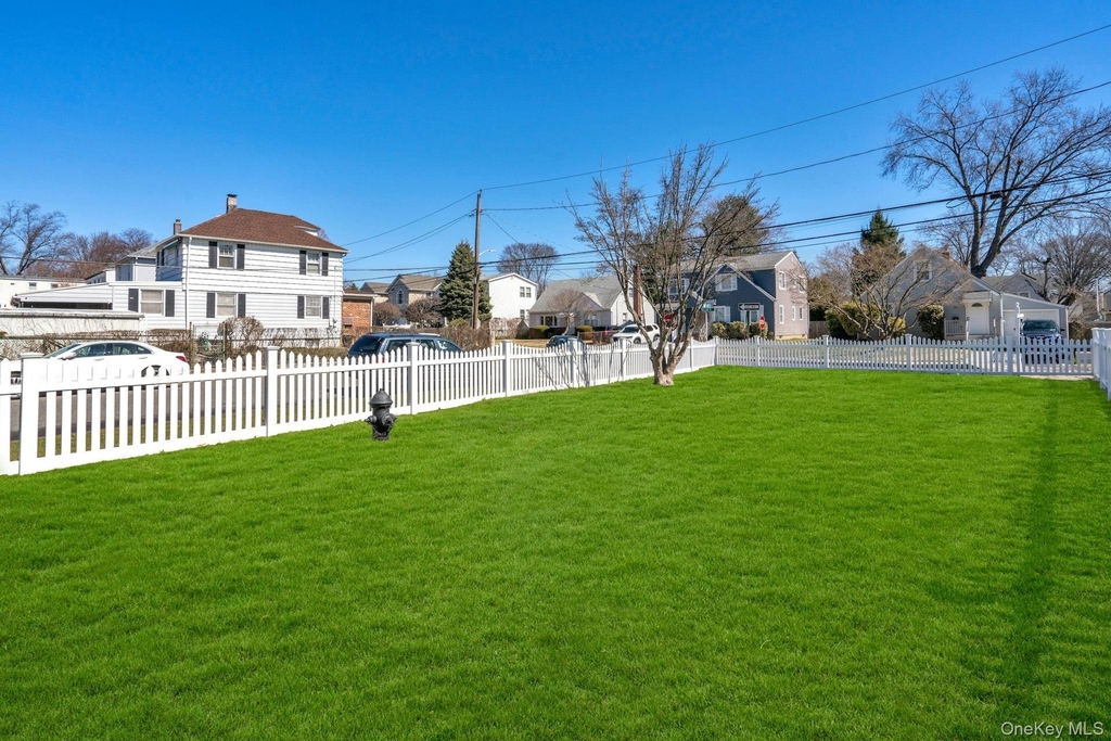 25 Miller Street - Photo 15