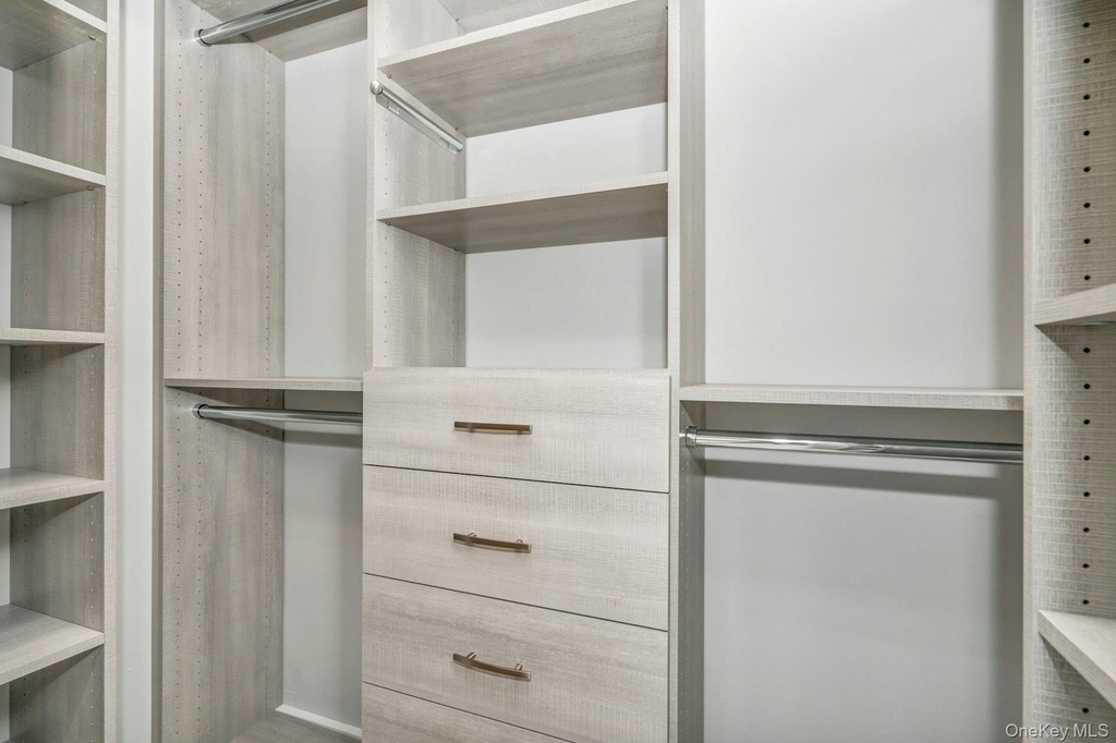 25 Miller Street - Photo 11