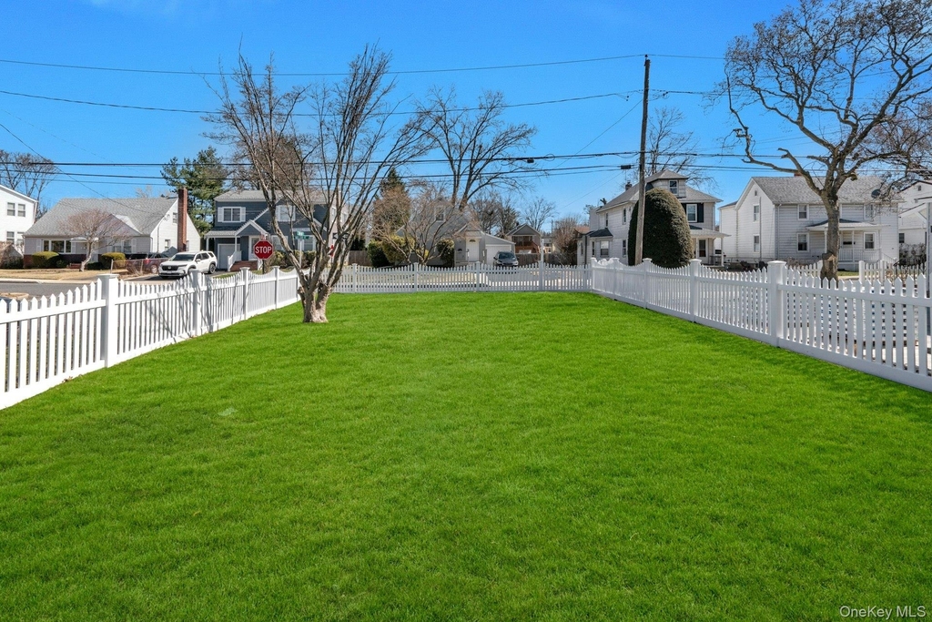 25 Miller Street - Photo 16