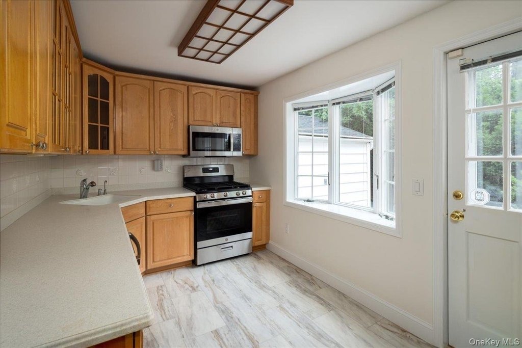32 Chester Avenue - Photo 8