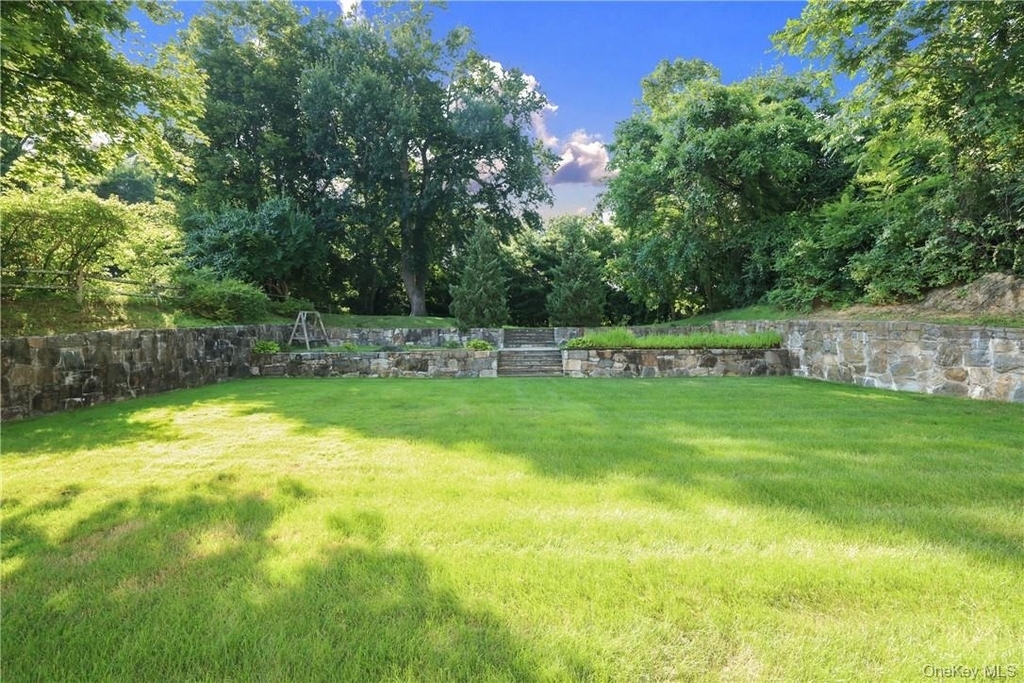 261 Fox Meadow Road - Photo 9