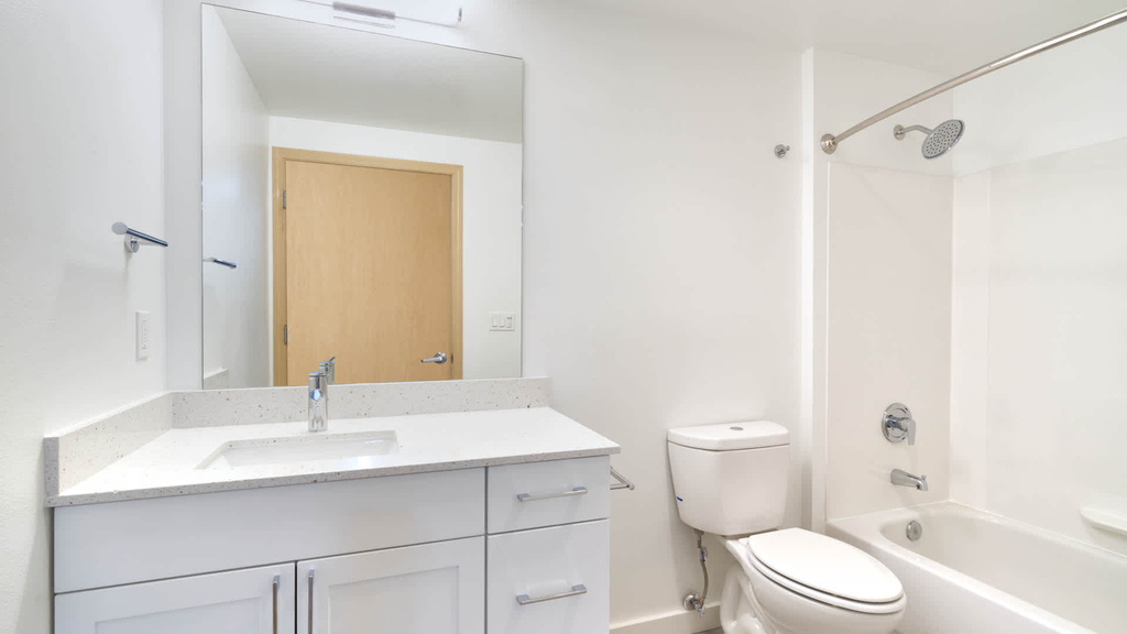 810 12th Avenue - Photo 13
