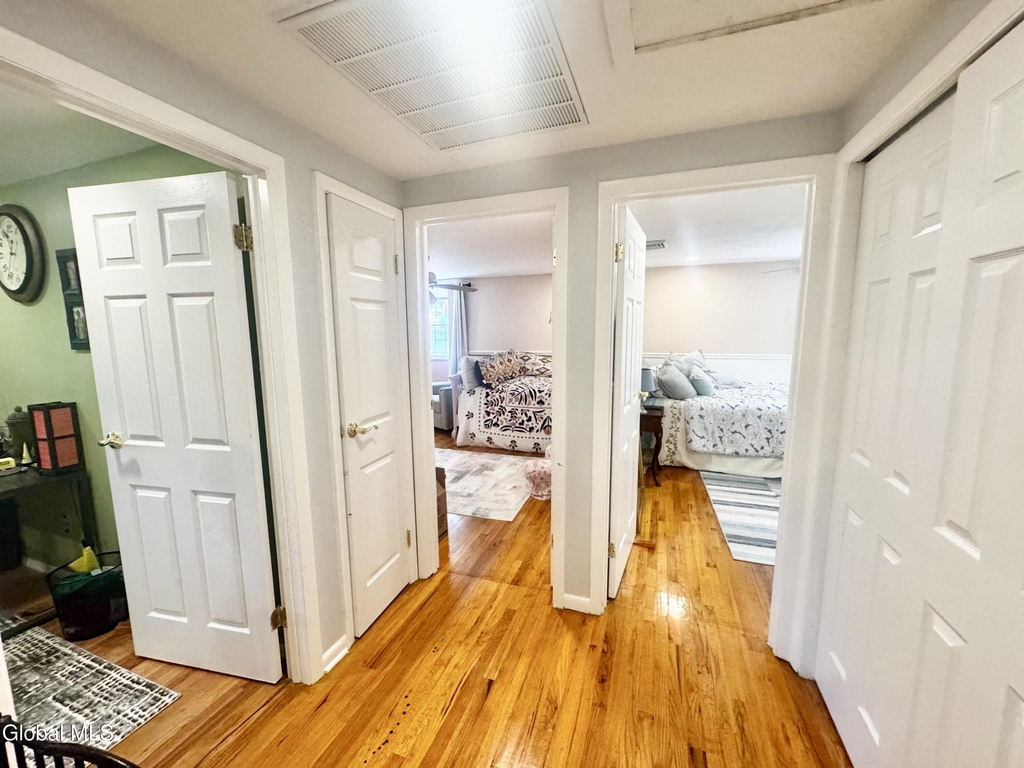 11 Hearthside Drive - Photo 32