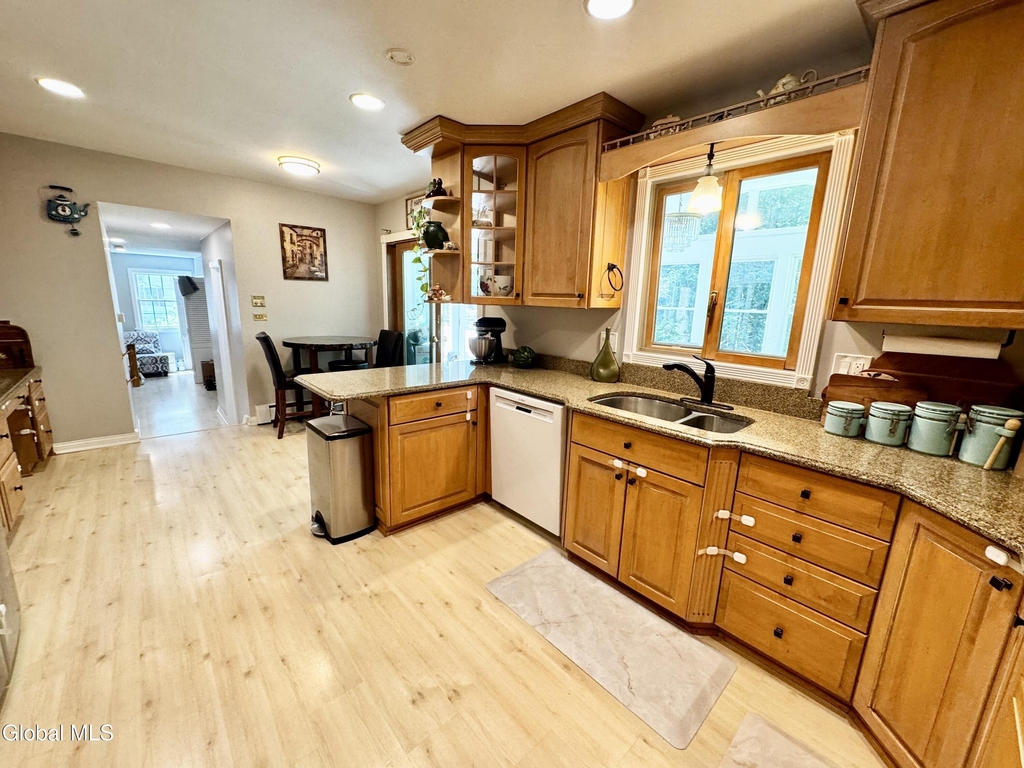 11 Hearthside Drive - Photo 15