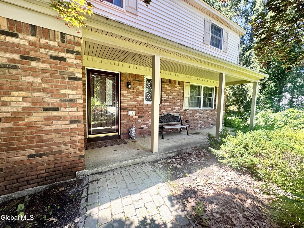 11 Hearthside Drive - Photo 2