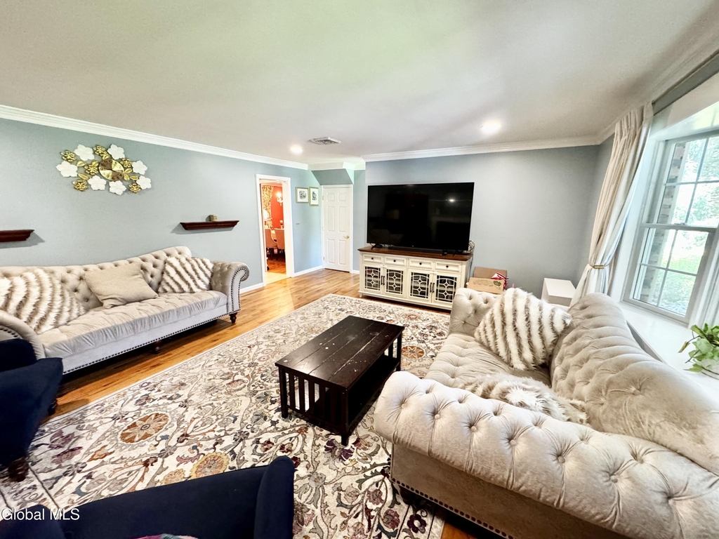 11 Hearthside Drive - Photo 9