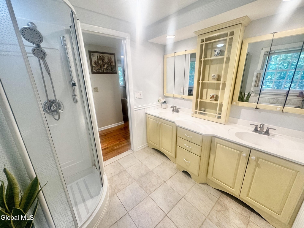 11 Hearthside Drive - Photo 52