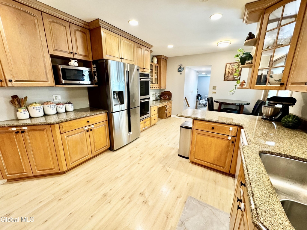 11 Hearthside Drive - Photo 16