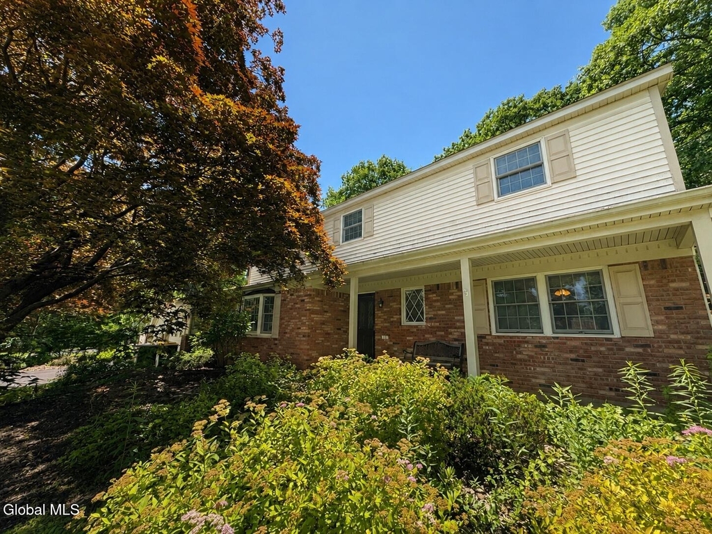 11 Hearthside Drive - Photo 3
