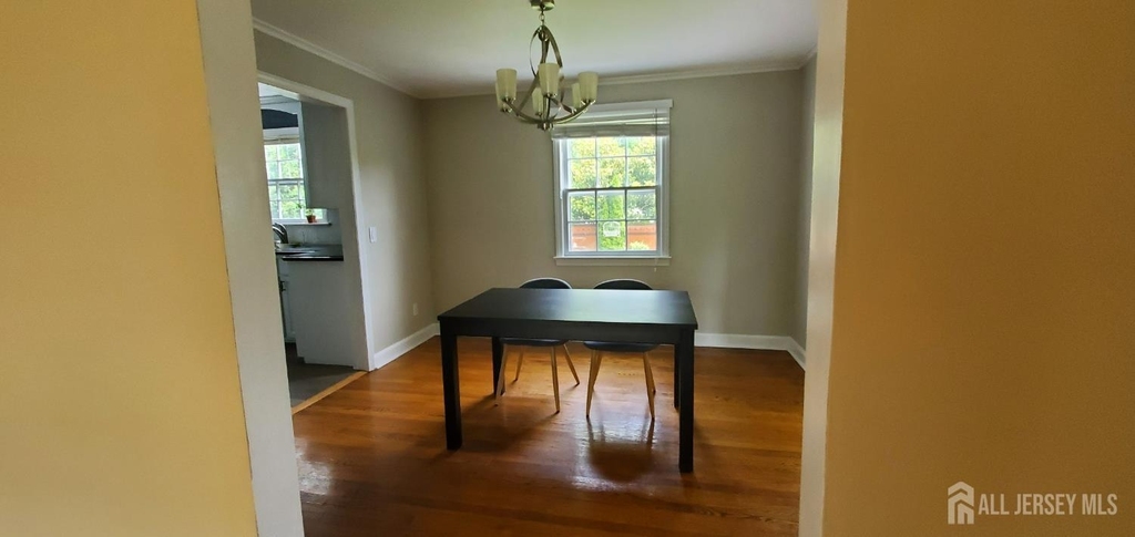 315 Clifton Street - Photo 8