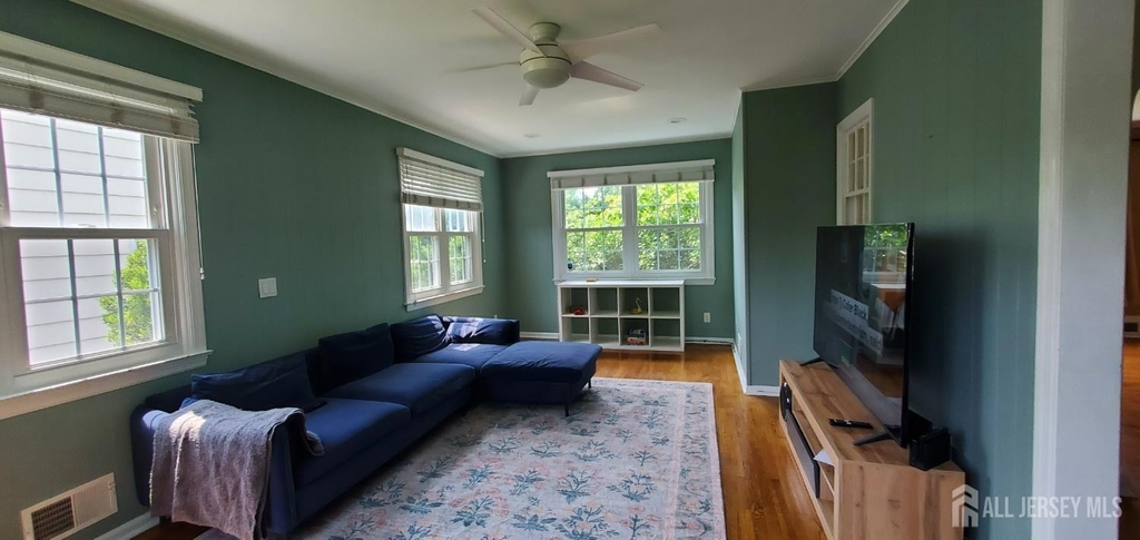 315 Clifton Street - Photo 9