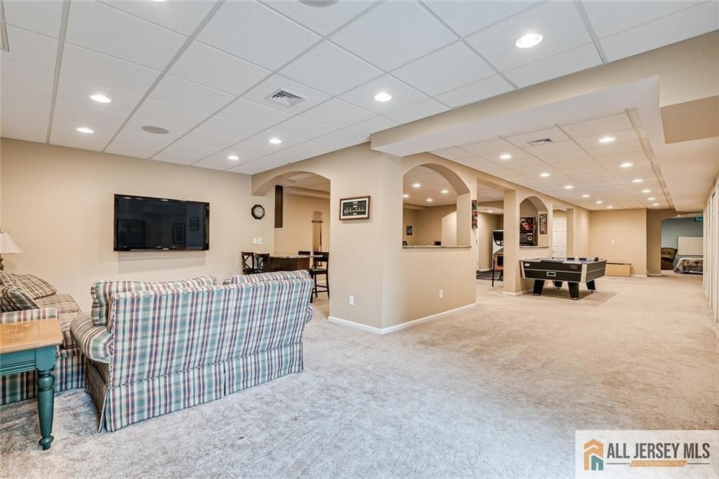 5 Erin Court - Photo 18