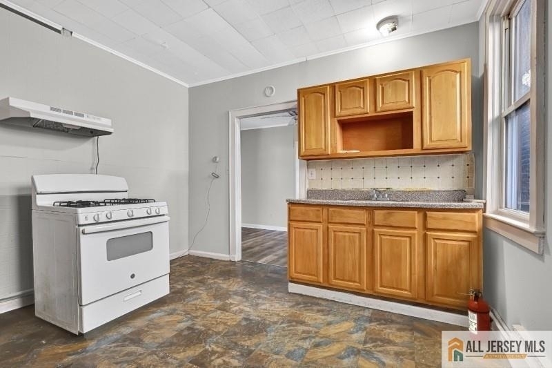 2 Columbus Place - Photo 4