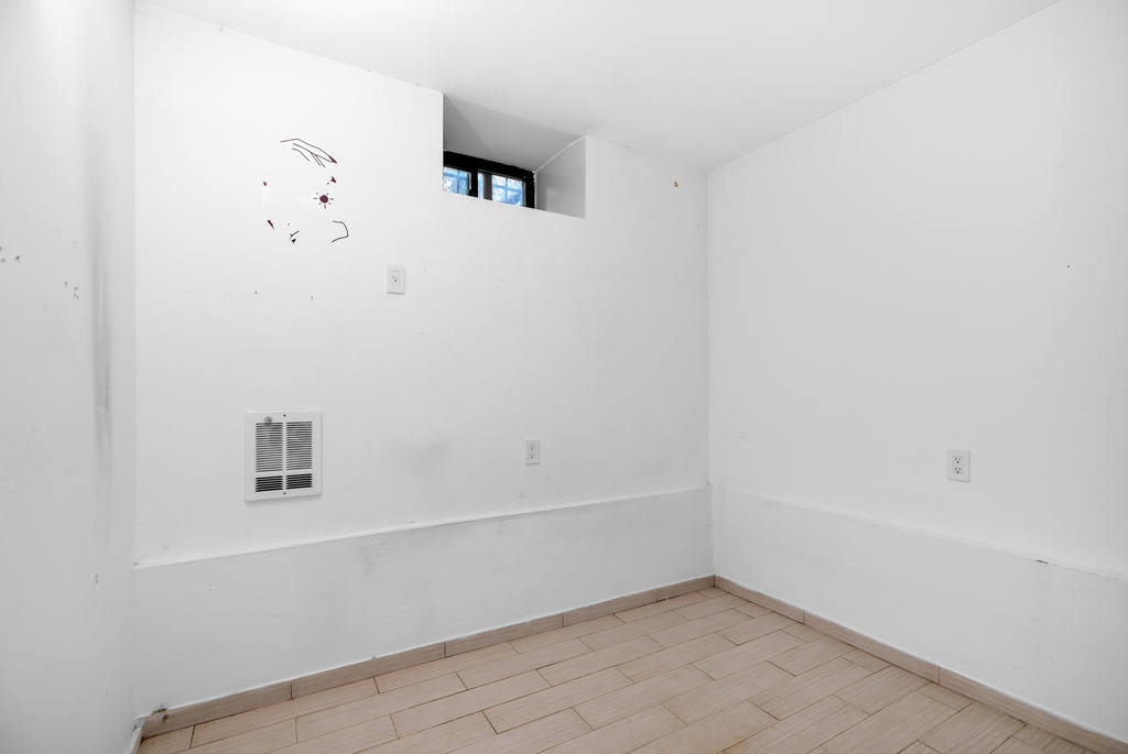 248 Bainbridge Street - Photo 7