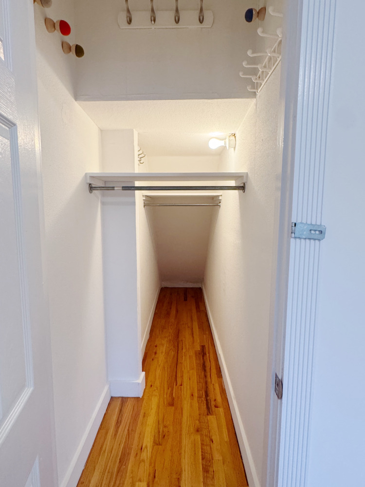 530 Driggs Avenue - Photo 7