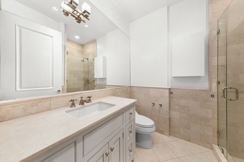 12 E 62nd Street - Photo 3