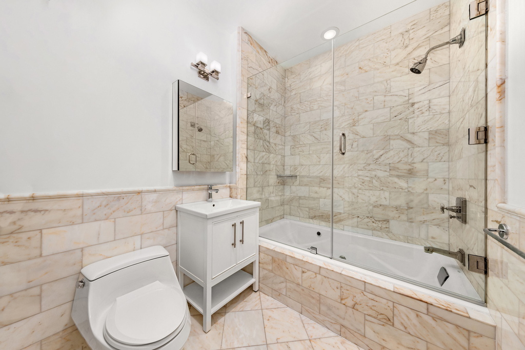12 E 62nd Street - Photo 5