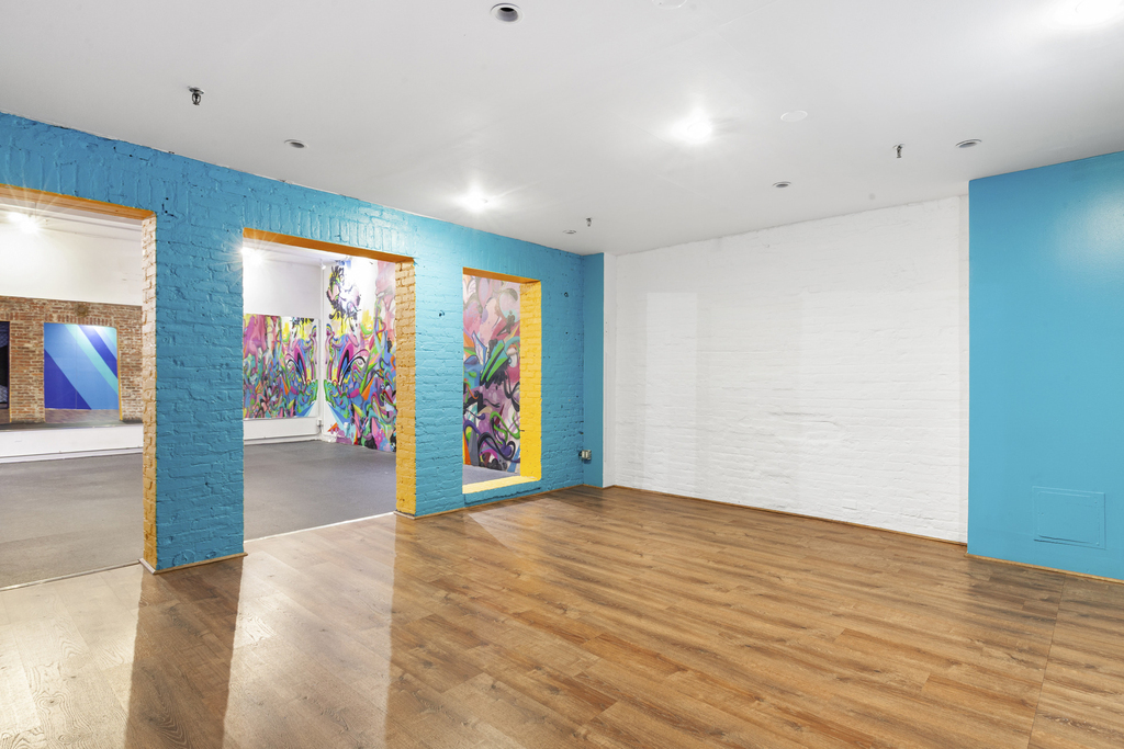 407 W 39th Street - Photo 3