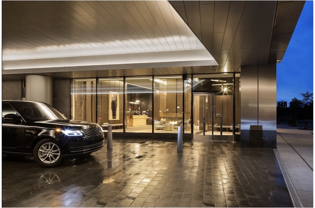 30 Riverside Boulevard - Photo 20