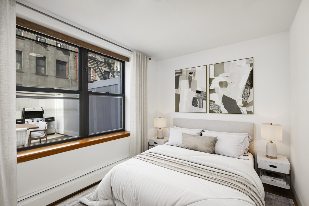 133 Essex Street - Photo 2