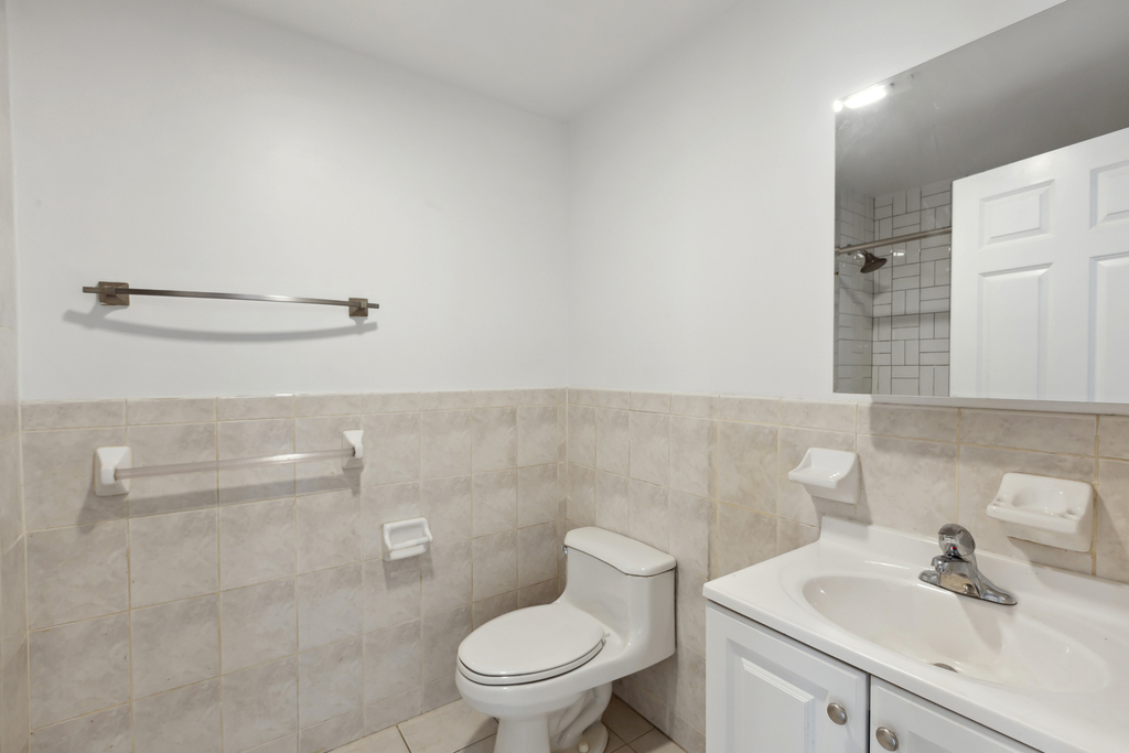 133 Essex Street - Photo 5