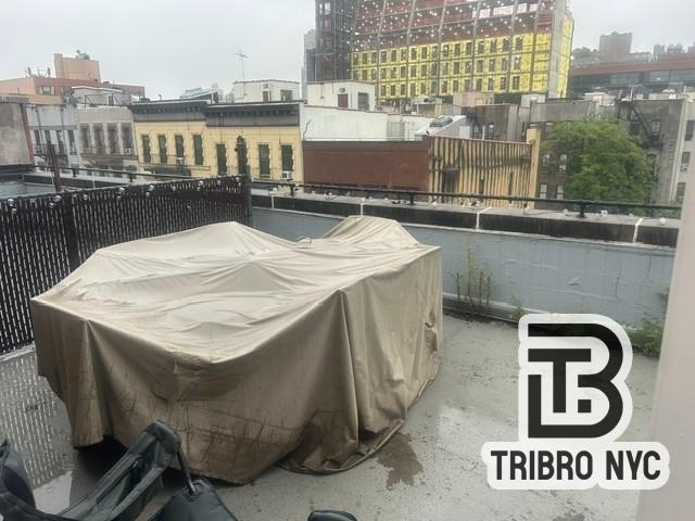 101 E 101st Street - Photo 3