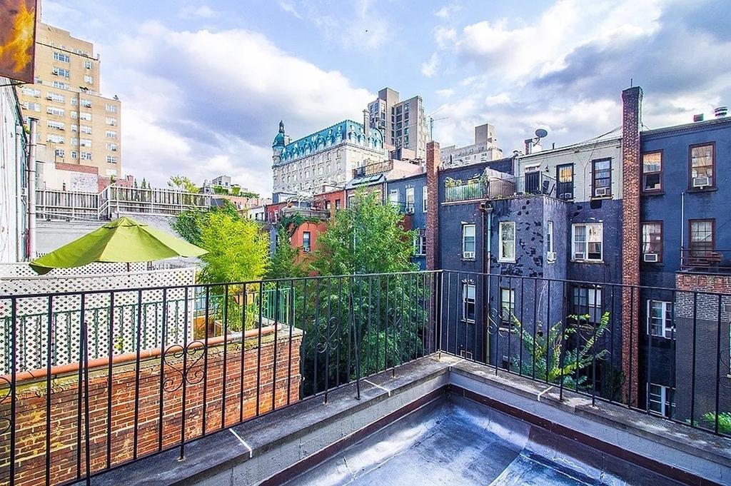28 W 90th Street - Photo 0